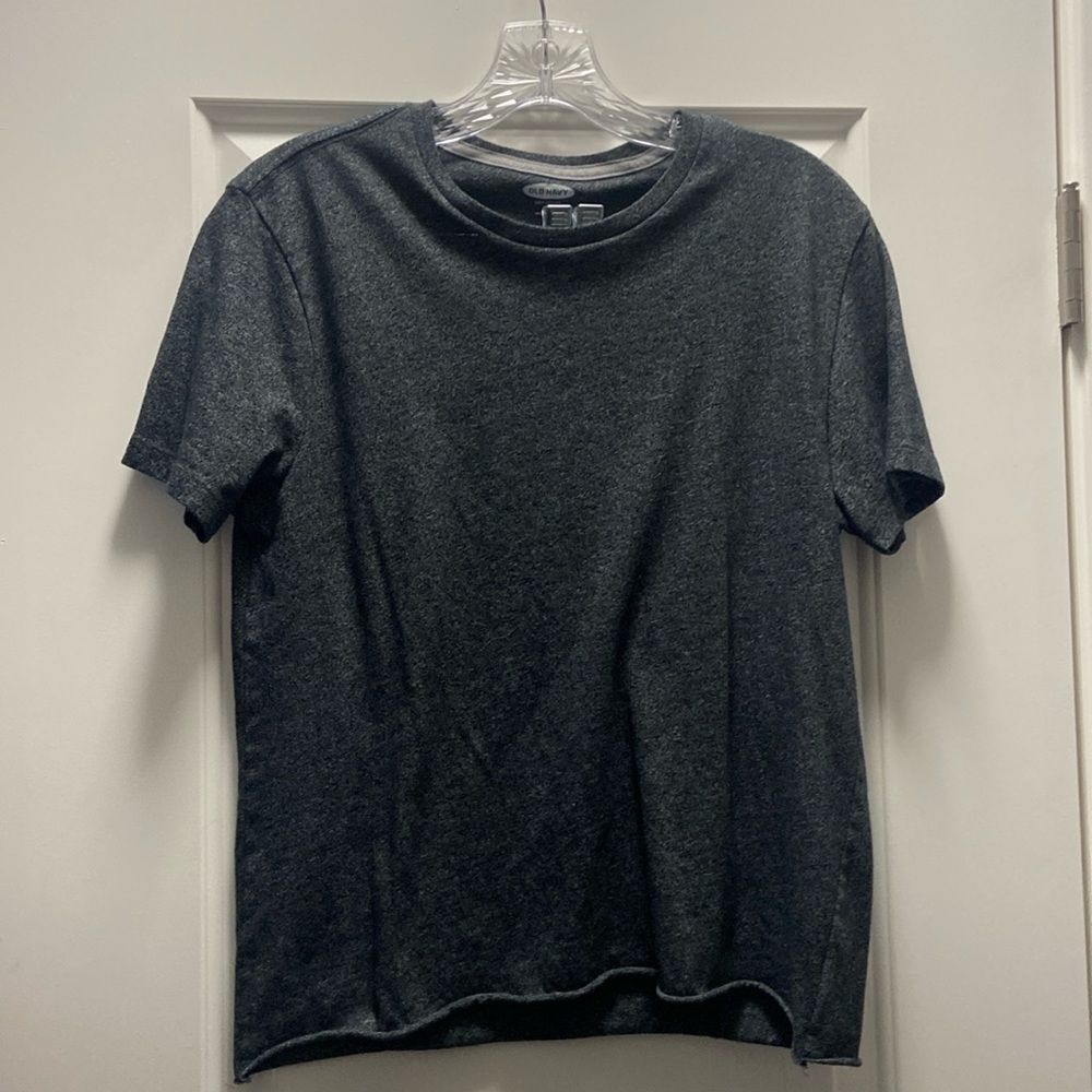 Oldnavy Tshirt (cropped at bottom) small